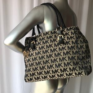Michael Kors shoulder bag